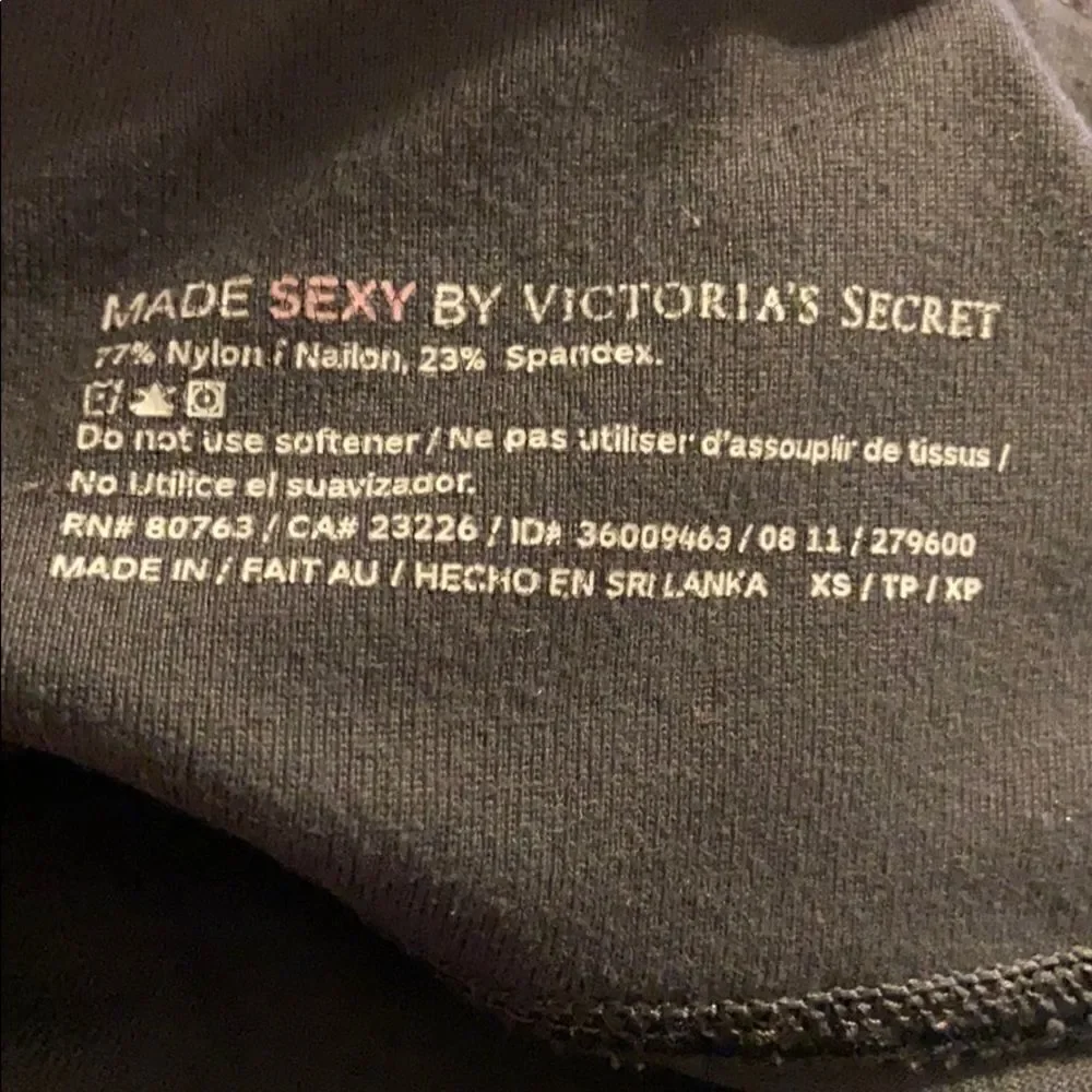 Made Sexy by Victoria’s Secret VSX Crop Leggings - Picture 6 of 6
